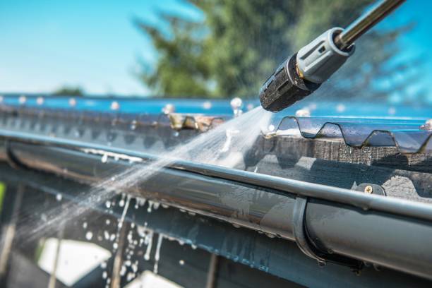 Best Roof Power Washing Services  in Lakes West, CT